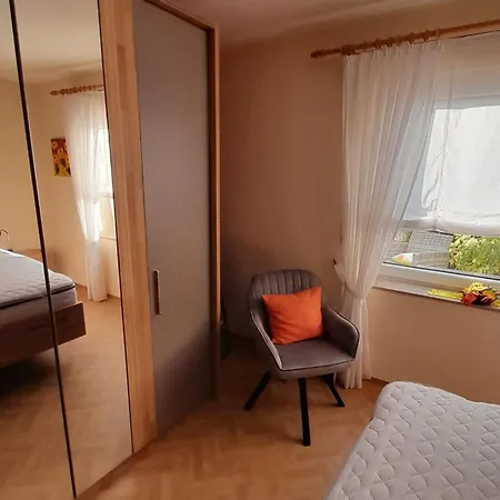 Sonnenblume By Interhome Daun