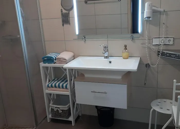 Sonnenblume By Interhome Apartamento Daun